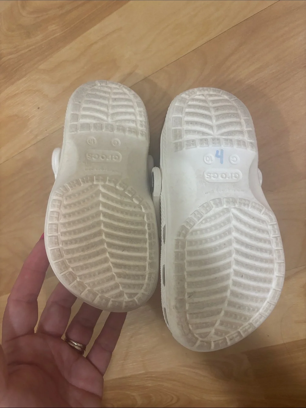 CROCS Kids White Classic Clogs